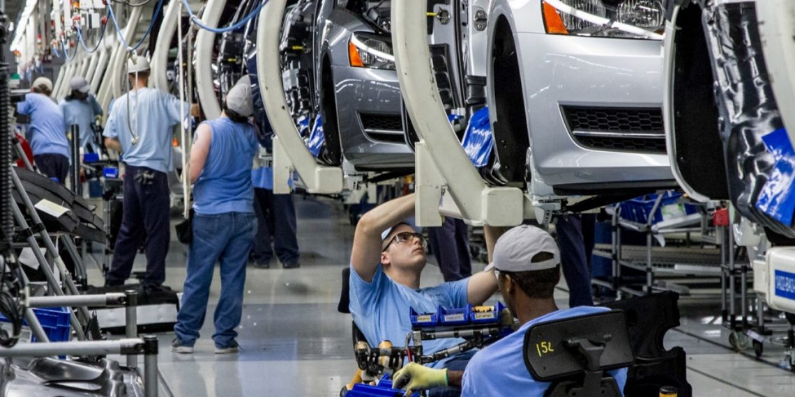 PROKUVAO FOLKSVAGEN: Jak radnički savet ruši planove rukovodstva, neće novu fabriku u ISTOČNOJ EVROPI!