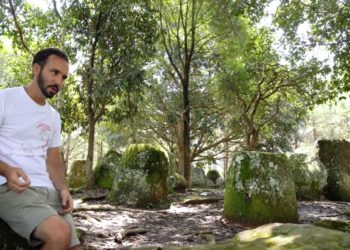 /VIDEO/ ĆUPOVI VEČNOSTI: U Laosu otkrivene 10 tona teške kamene strukture stare 2.000 godina! IMALE SU SABLASNU NAMENU!