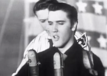 /VIDEO/S OVOM PESMOM ELVIS JE POSTAO KRALJ ROKENROLA: Prošlo je 63 godine od kada je osvojio prvo mesto američke top-liste!