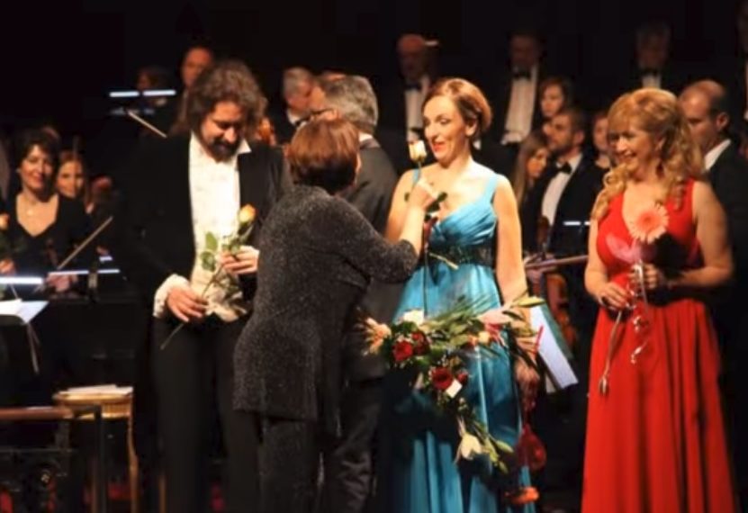 PRVAKINJA OPERE NARODNOG POZORIŠTA MECOSOPRAN NATAŠA JOVIĆ TRIVIĆ: Priznanja svakako prijaju, ali mi nikada nisu bila cilj, SVAKOM UMETNIKU SAMOKRITIČNOST JE NAJVAŽNIJA!