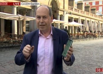 /VIDEO/ BRITANCI DOBILI 5G MREŽU: Prilikom uključenja nije im smetalo da koriste opremu Huaveja?!