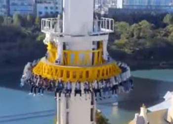 /VIDEO/ PAKLENA VRTEŠKA: Ovaj zastrašujući snimak od koga se diže kosa na glavi DANIMA SE ŠERUJE NA INTERNETU, ŠTA MISLITE DA LI JE PRAVI?!