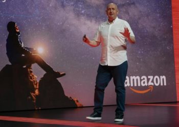 TAJ BREJDI, GLAVNI ROBOTIČKI TEHNOLOG AMAZONA: Veštačka inteligencija neće zameniti ljude, ŽELIMO SIMFONIJU LJUDI I MAŠINA!