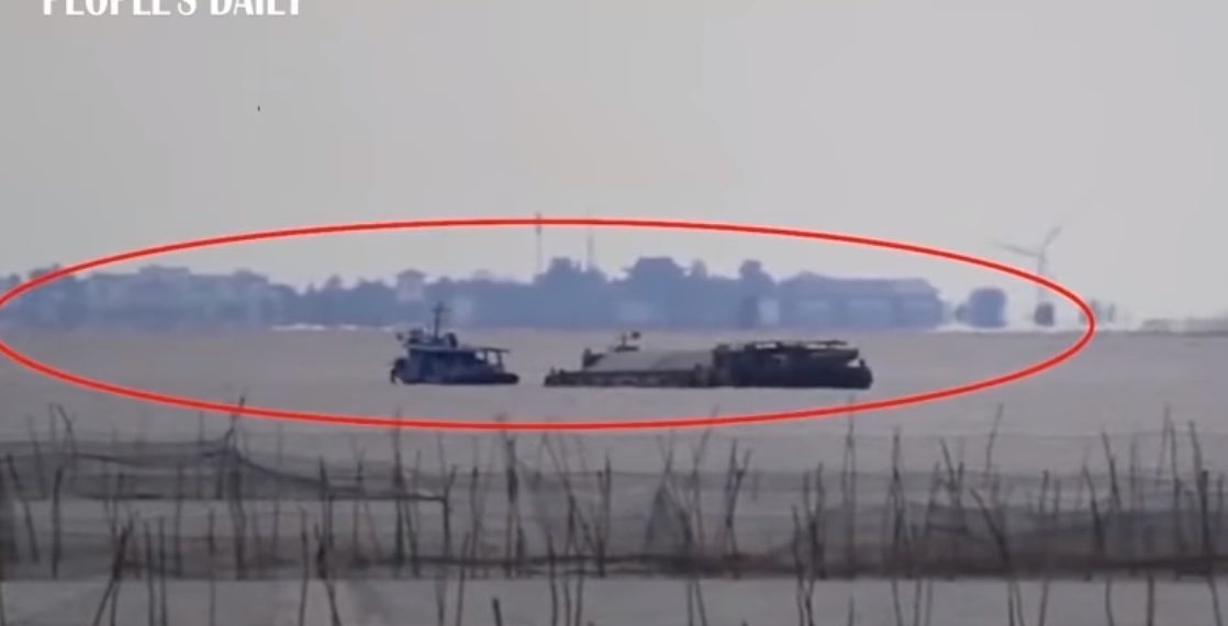 /VIDEO/ ČUDO U KINI! MISTERIOZNI GRAD DUHOVA ISPLIVAO IZ JEZERA! Narod priča da se pojavljuje svakih pedeset godina, ALI SAMO NA POLA SATA?!