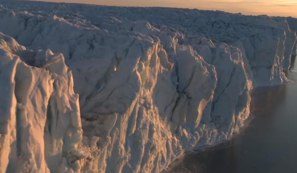 /VIDEO/ JEDAN DAN NA ANTARKTIKU: Santa leda teška 315 milijardi tona, odvojila se od ledene ploče Amery, TREBAĆE JOJ GODINE DA SE OTOPI?!