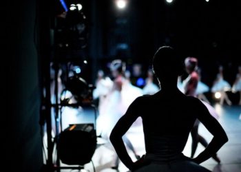 ANA GRIGOROVIĆ, REDITELJKA OPERE „NA URANKU“: U nepromenjivosti palanke koja iza leđa i po ćoškovima seje tračeve, zanavek ostaje bitno ŠTA ĆE SVET O NAMA DA KAŽE!