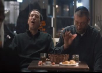 OD REDITELJA “NEDODIRLJIVOG” DOLAZI NAM “NEOBIČNI”: Još jedna pronicljiva francuska komedija, koju je začinio Vensan Kasel