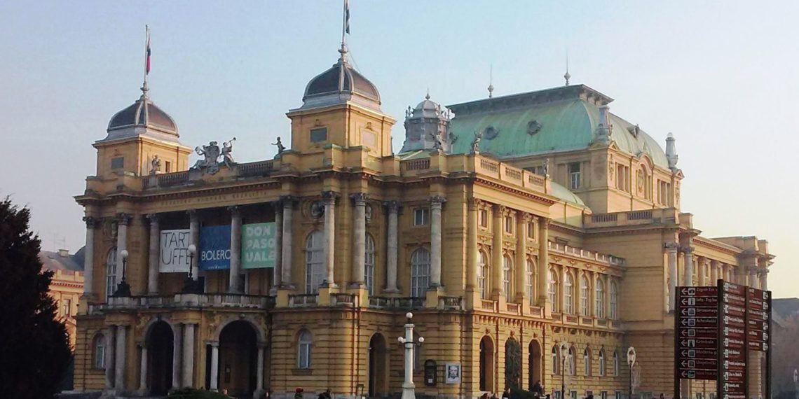 NUŠIĆEVA „GOSPOĐA MINISTARKA“ OSVAJA ZAGREB: Drama Narodnog pozorišta sa Radmilom Živković u naslovnoj ulozi na sceni HNK