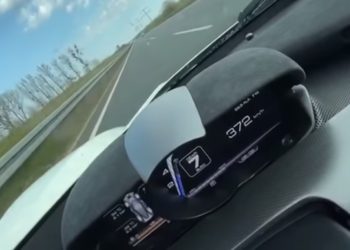 JURNJAVA BEZ POVODA: LaFerari može da razvije 372 kilometra na sat, POGLEDAJTE NJEGOVO UBRZANJE JE NEVEROVATNO!