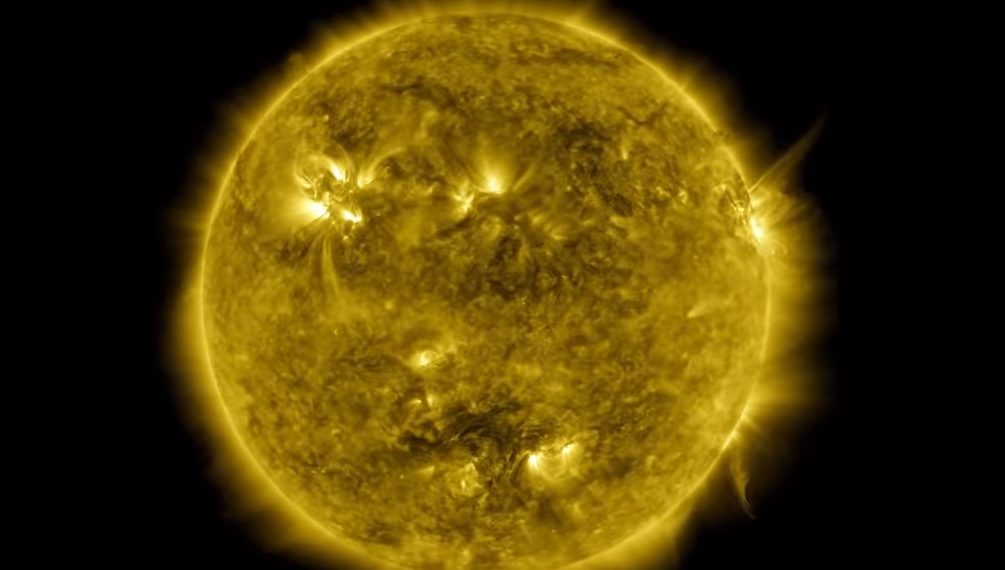 SILOVITE PROMENE NA SUNCU: Pogledajte ovaj fascinantni video pod nazivom”DEKADA SUNCA”, svaki sekund je jedan dan, U 60 MINUTA STALA JE CELA DECENIJA!