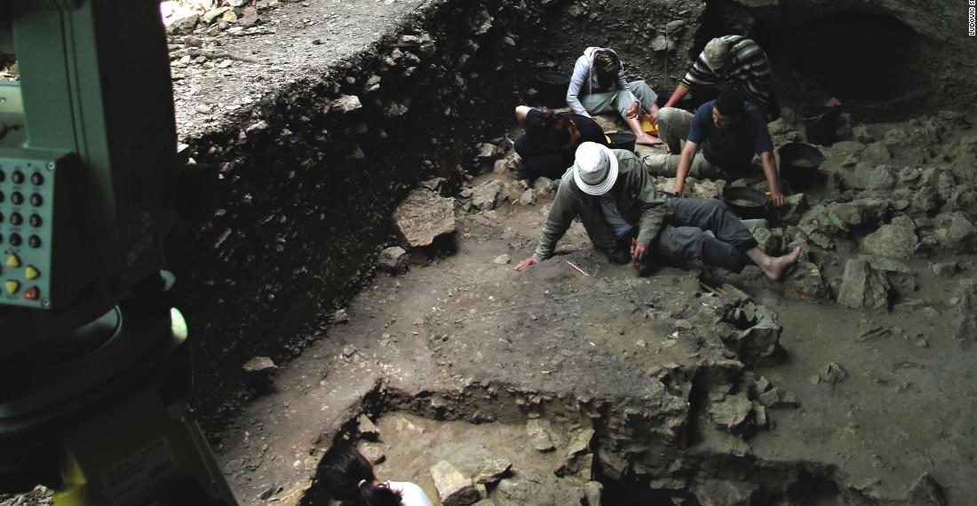 SENZACIONALNO OTKRIĆE U PEĆINI KOD NIŠA! Pronađeni ostaci neandertalca stariji od 300.000 godina iz perioda jedne od prekretnica RANE PRAISTORIJE ČOVEČANSTVA!