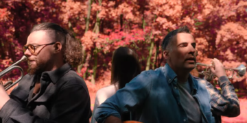 NIČIM IZAZVAN, A IMA NOVU PESMU! Šta se desi kad se minus i plus priljube …KRENE RAMPAMPAM (VIDEO)