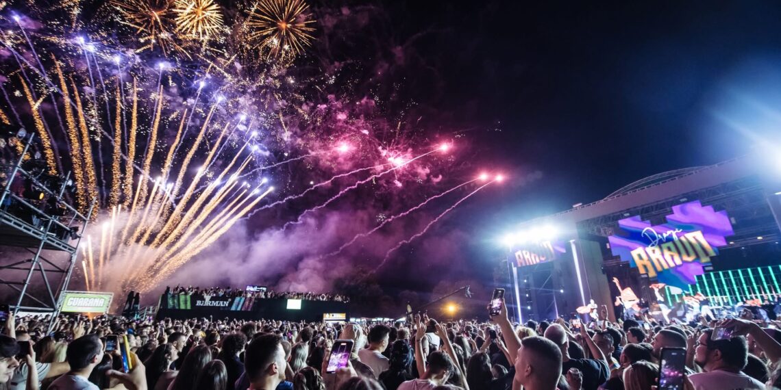 PRVI PUT PRED BEOGRADSKOM PUBLIKOM! Grčka pop ikona i evropska zvezda Sakis Ruvas stiže na DRAGI BRAVO FESTIVAL 22. AVGUSTA